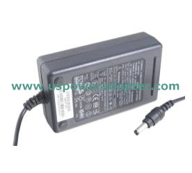 New Compaq LE-9702A AC Power Supply Charger Adapter