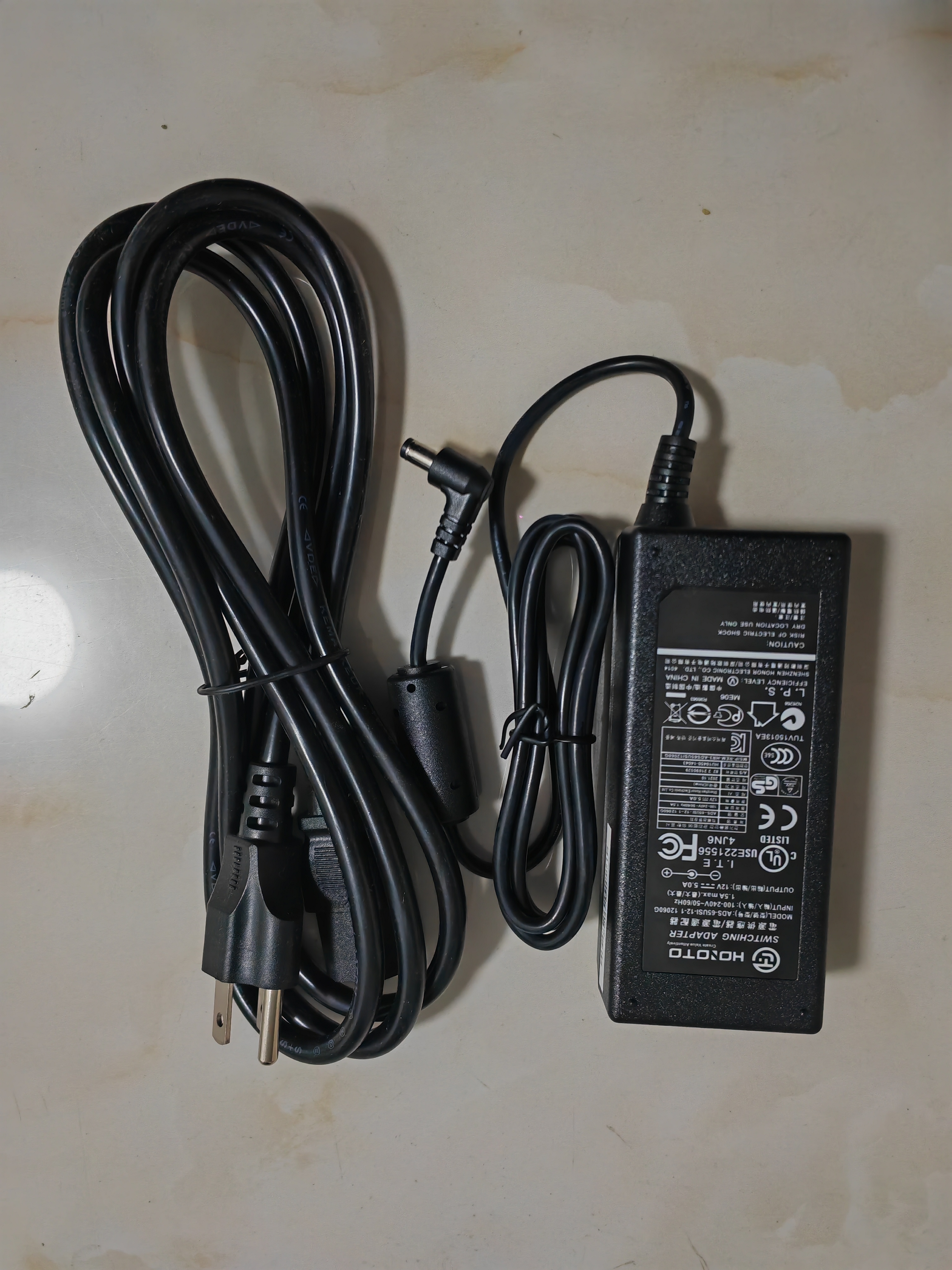 *Brand NEW* ADS-65USI-12-1 12060G HOIOTO 12V 5.0A POWER Supply AC DC ADAPTHE