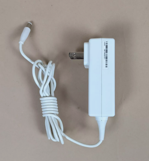 *Brand NEW*19V 2.1A AC Adapter Genuine Original APD WA-40E19FU white Ember Power Supply