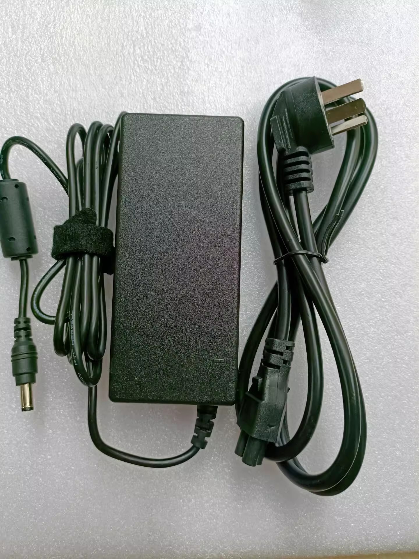 *Brand NEW*AC100-240V 50/60Hz EDAC 19V 4.73A AC DC ADAPTHE EA10953A-190 POWER Supply