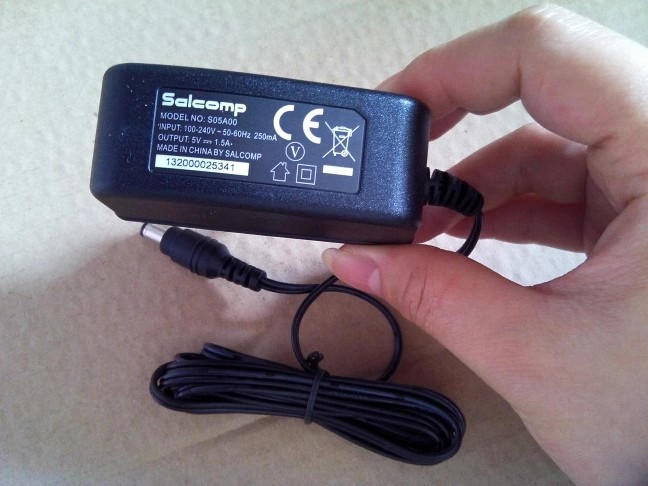 *Brand NEW* Salcomp 5V 1.5A AC ADAPTER S05A00 Power Supply