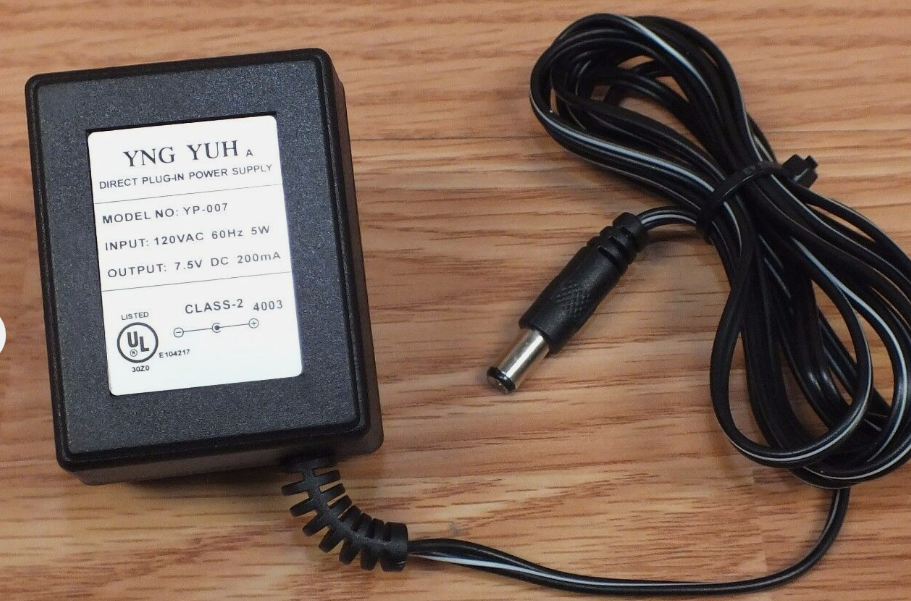 *Brand NEW*YNG YUH 7.5V 5W 60Hz 200mA AC Adapter YP-007 Power Supply Charger